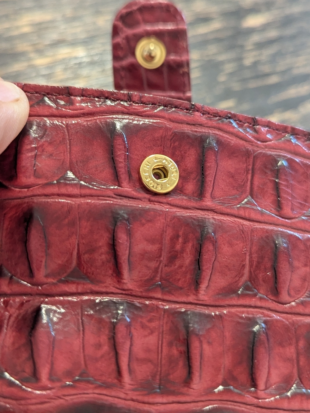 Brahmin Vintage Cell Phone Wallet Red Wine Melbourne Leather Crocodile EUC - Picture 5 of 14